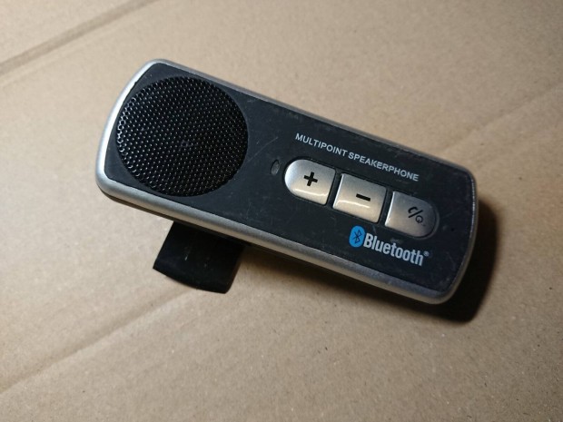 Bluetooth kihangis�t� aut�ba.