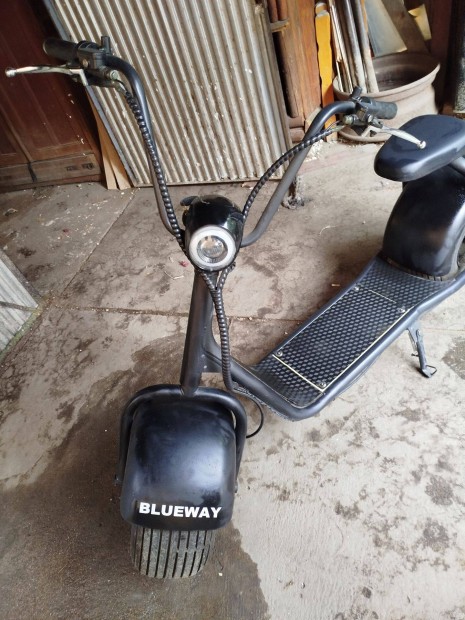 Blueway R10 elektromos roller