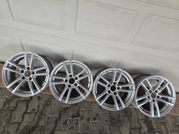 Bmw 17 Zoll-os alufelni garnitúra korrekt áron.