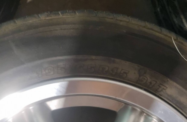 Bmw 195/65 r15 91t felnik gyönyörű állapotban eladásra kínálom