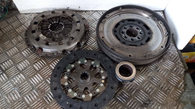 Bmw 3 e46 m43b19 - 194e1 Kuplung szett (LUK) + kettstmeg