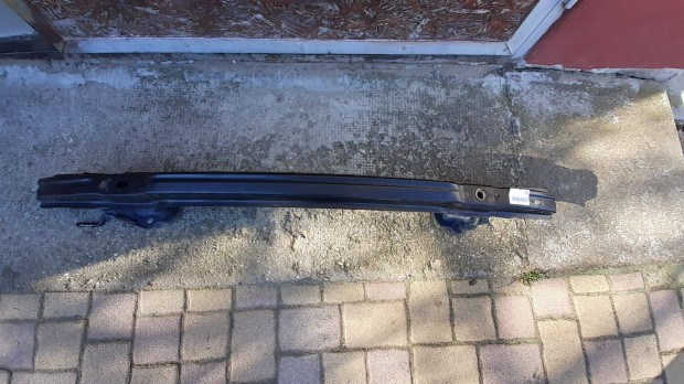 Bmw 3-mas E91 hátsó lökhárító merevítő fém konzol