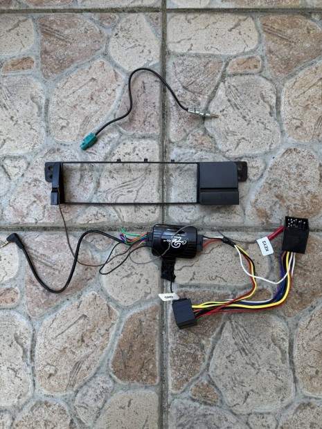 Bmw 3 seria (E46) kormánytáv adapter és magnó átalakitó