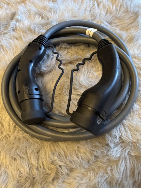 Bmw 3x32A type 2 utcai t�lt�