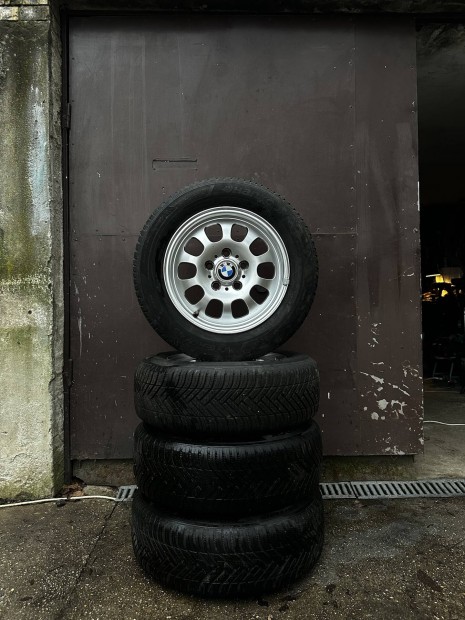 Bmw 4 �vszakos ker�k