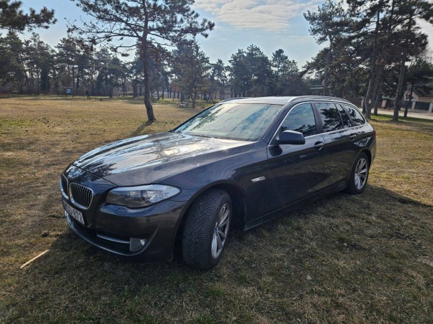 Bmw 520d f11 (manulis, Head up display, elektromos vonhorog)