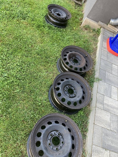 Bmw 5x120 r16 lemezfelni 