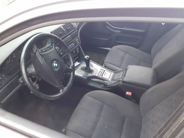 Bmw E39 520i sszes bontott alkatrszei 