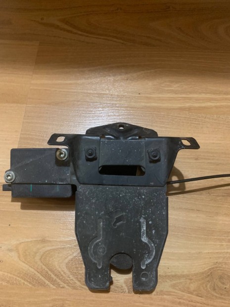 Bmw E39 Touring csomagtart ajt zrszerkezet