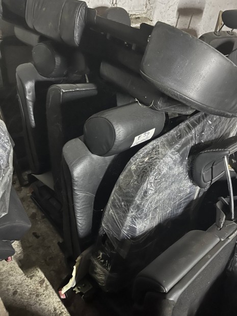 Bmw E39 combi br ls garnitra