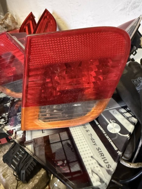 Bmw E46 sedan lci jobb csomagtr lmpa 6907946