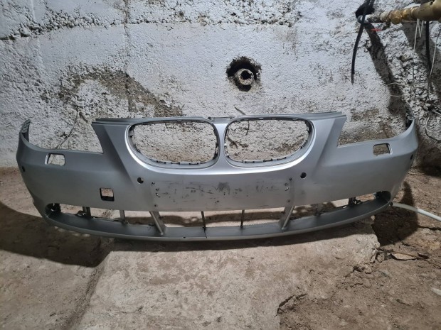 Bmw E60 5 széria Oem Lökhárító ezust