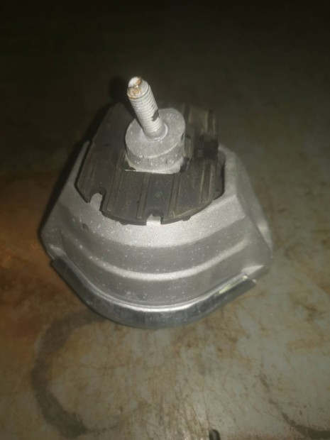 Bmw E60/E61 j motortart bak 