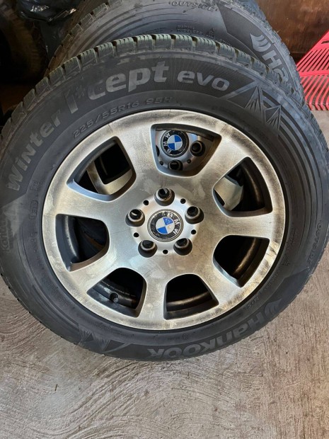 Bmw E60 gyri alufelni 16 " Hankook tli gumival 225/55R16