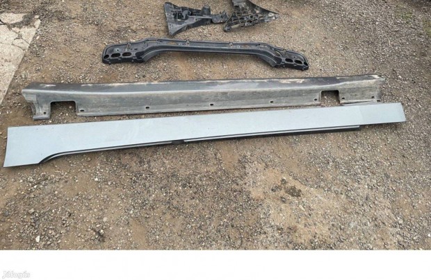 Bmw E60 jobbos balos k�sz�b spoiler egyben ahogy a k�pen