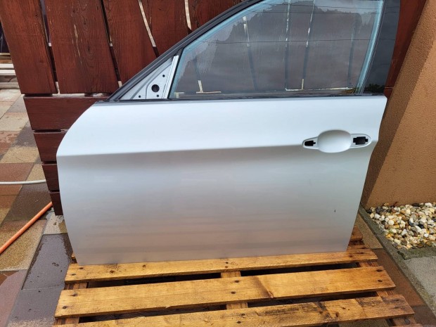 Bmw E90 E91 bal els� ajt� titansilber