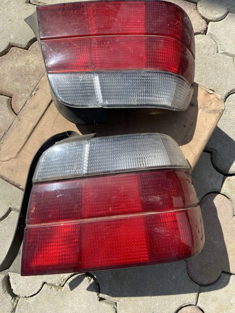 Bmw E 36 hts lampa 