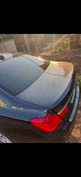 Bmw F01 csomagtér ajtó