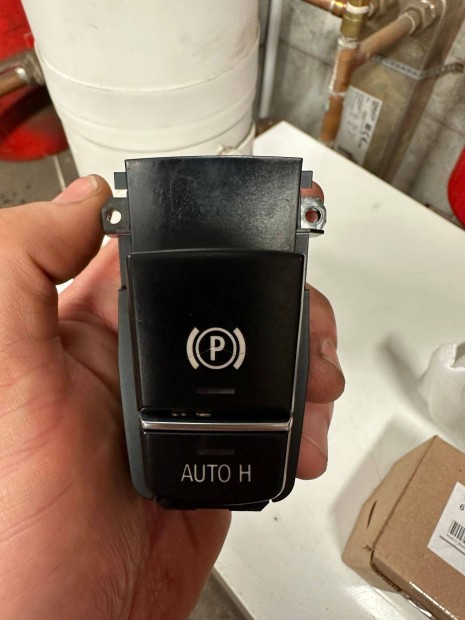 Bmw F10 F11 elektromos k�zif�k kapcsol� gomb!