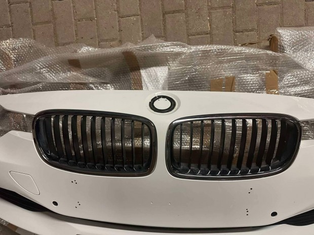 Bmw F30 F31 első lökhárító
