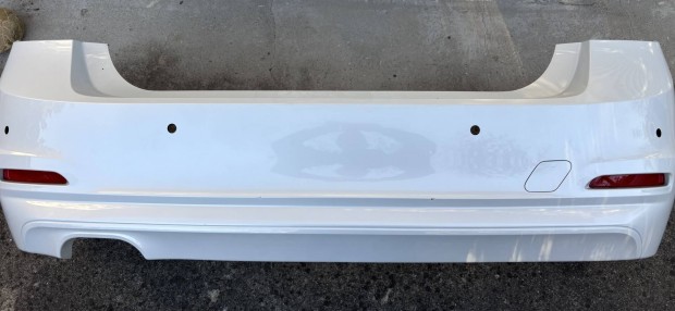 Bmw F30 LCI facelift hátsó lökhárító