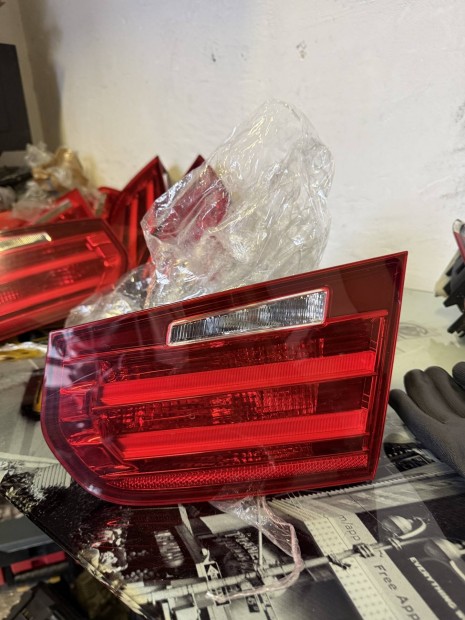 Bmw F31 LCI jobb hts csomagtr lmpa 7371112