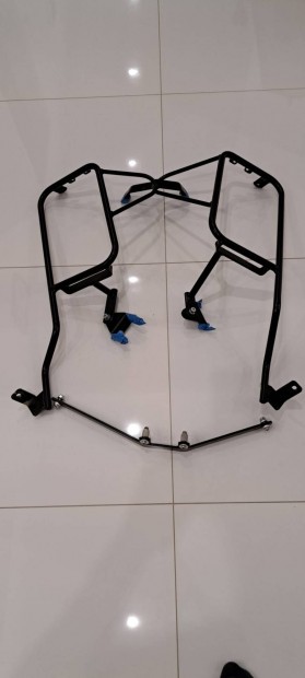 Bmw F 650, 700, 800 Gs doboz tart konzol 