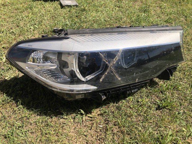 Bmw G30 jobb fényszóró