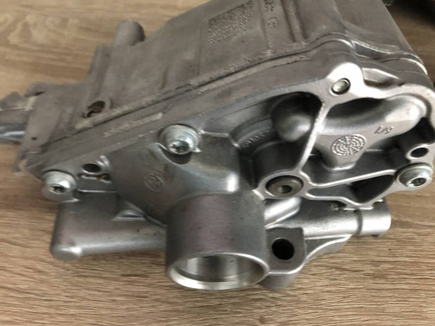 Bmw N55 gy�ri olajpumpa �j 