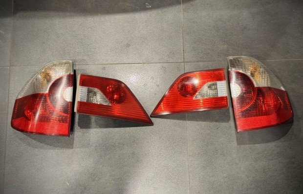 Bmw X3 e83 h�ts� l�mpa szett