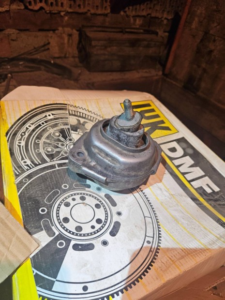 Bmw X3 e83 motortart� bak