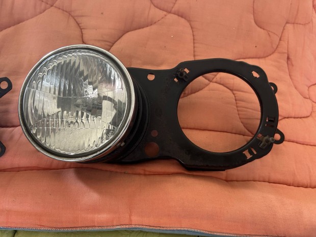 Bmw e28 gy�ri Hella l�mpa f�nysz�r� balos