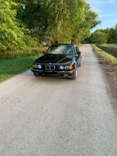 Bmw e32 eleje