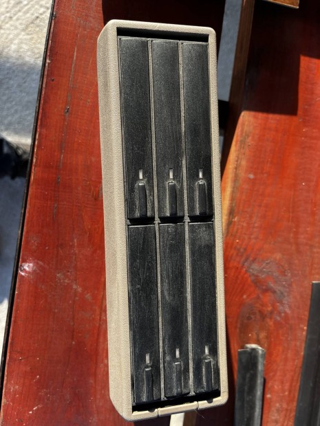 Bmw e34 kazettatart�