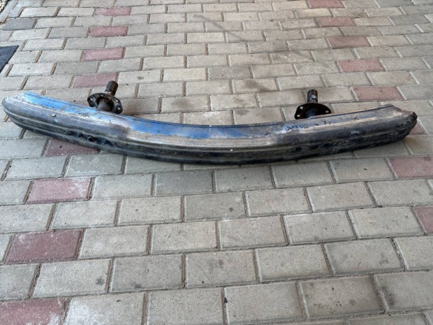 Bmw e36 első lökhárító tartó vas