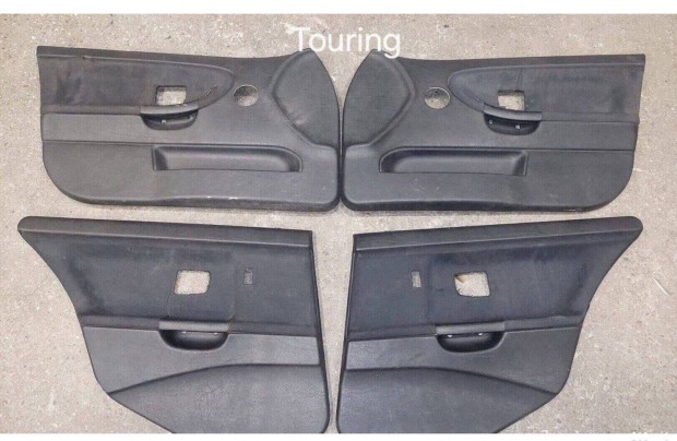 Bmw e36 touring ajtókárpit szett