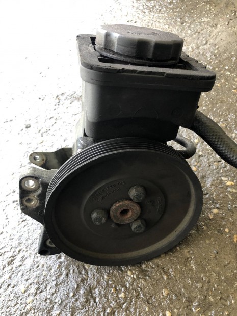 Bmw e39 525d 530d servo szivatty