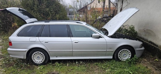 Bmw e39 ajtok