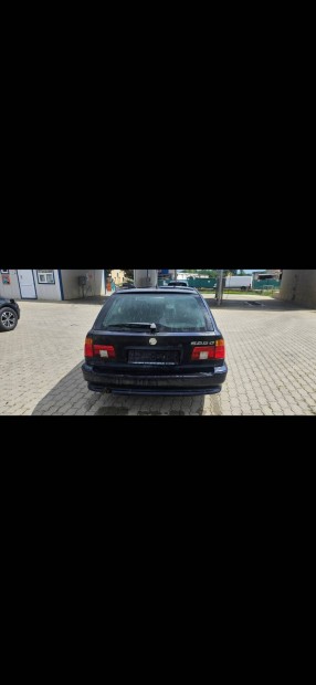 Bmw e39.csomagter lampa par