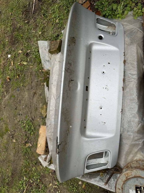 Bmw e46 csomagtr ajt