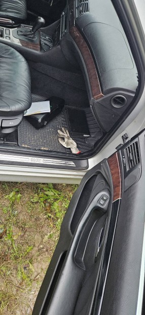 Bmw e46 inividula diszlec szet