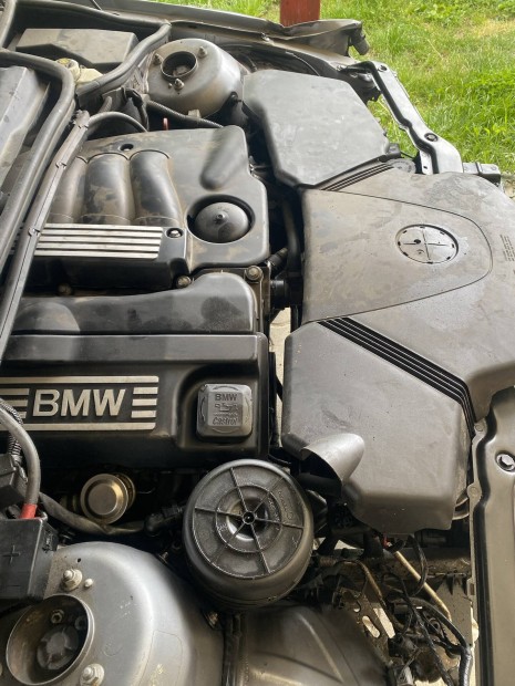 Bmw e46 n42 b20A motor