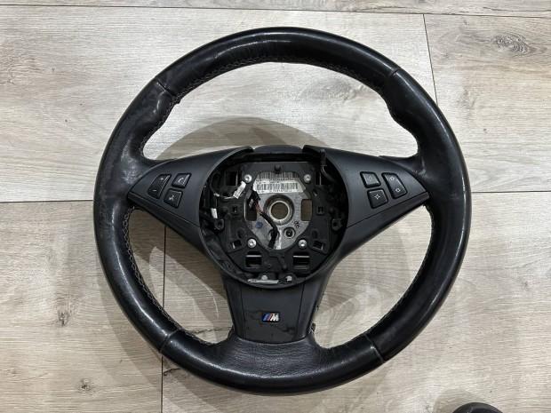 Bmw e60 e61 e63 e64 kulcsos M-es kormány m sérült