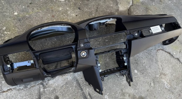 Bmw e60 e61 müszerfal párna