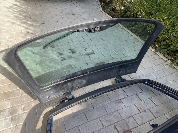 Bmw e61 csomagter �veg