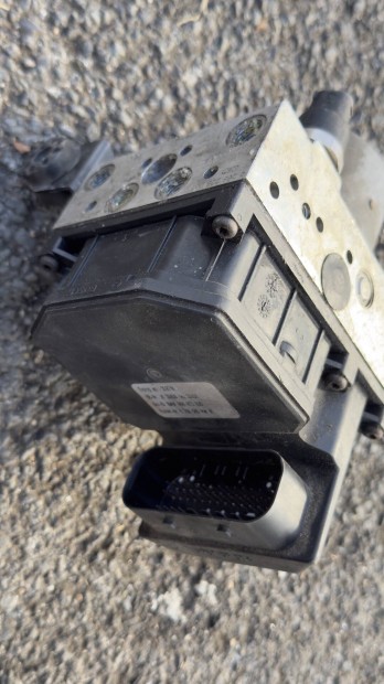 Bmw e65 007-es Abs t�mb elektronik�val!