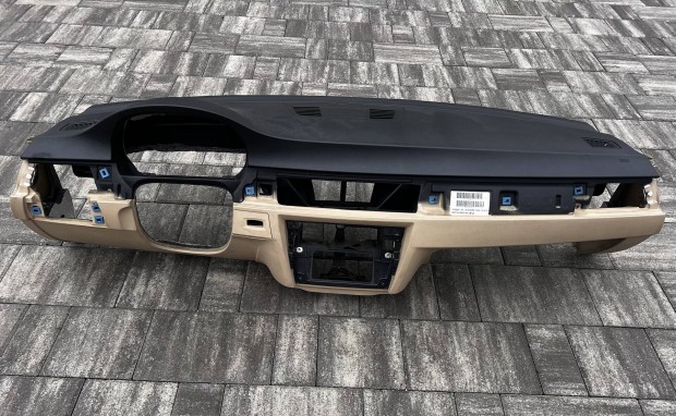 Bmw e90 műszerfal eladó