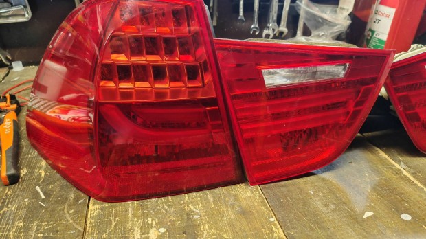 Bmw e91 lci facelift hátsó lámpa sor