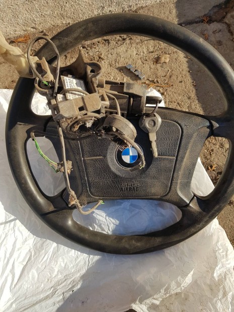 Bmw e 36 kormany legzsakal es indito egyseg elado.