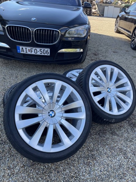 Bmw f01 5x120 alufelni 245/40 R20 gumi